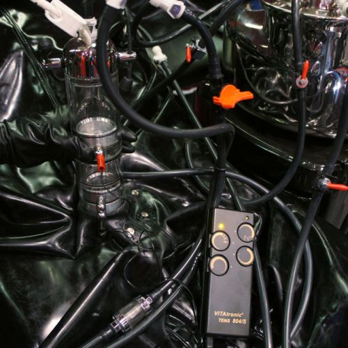 Serious Kit Rubber Suit & Milker - Foto 4